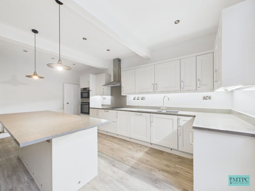 Lumby Hall Cottage, Lumby, South Milford, Leeds